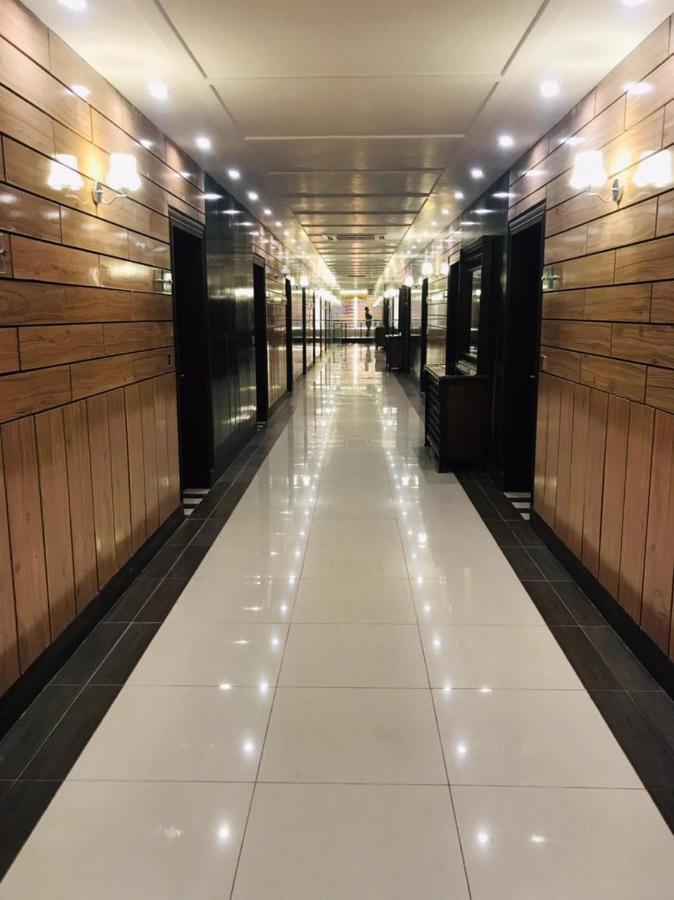 Royaute Luxury Hotel Sialkot Exterior foto